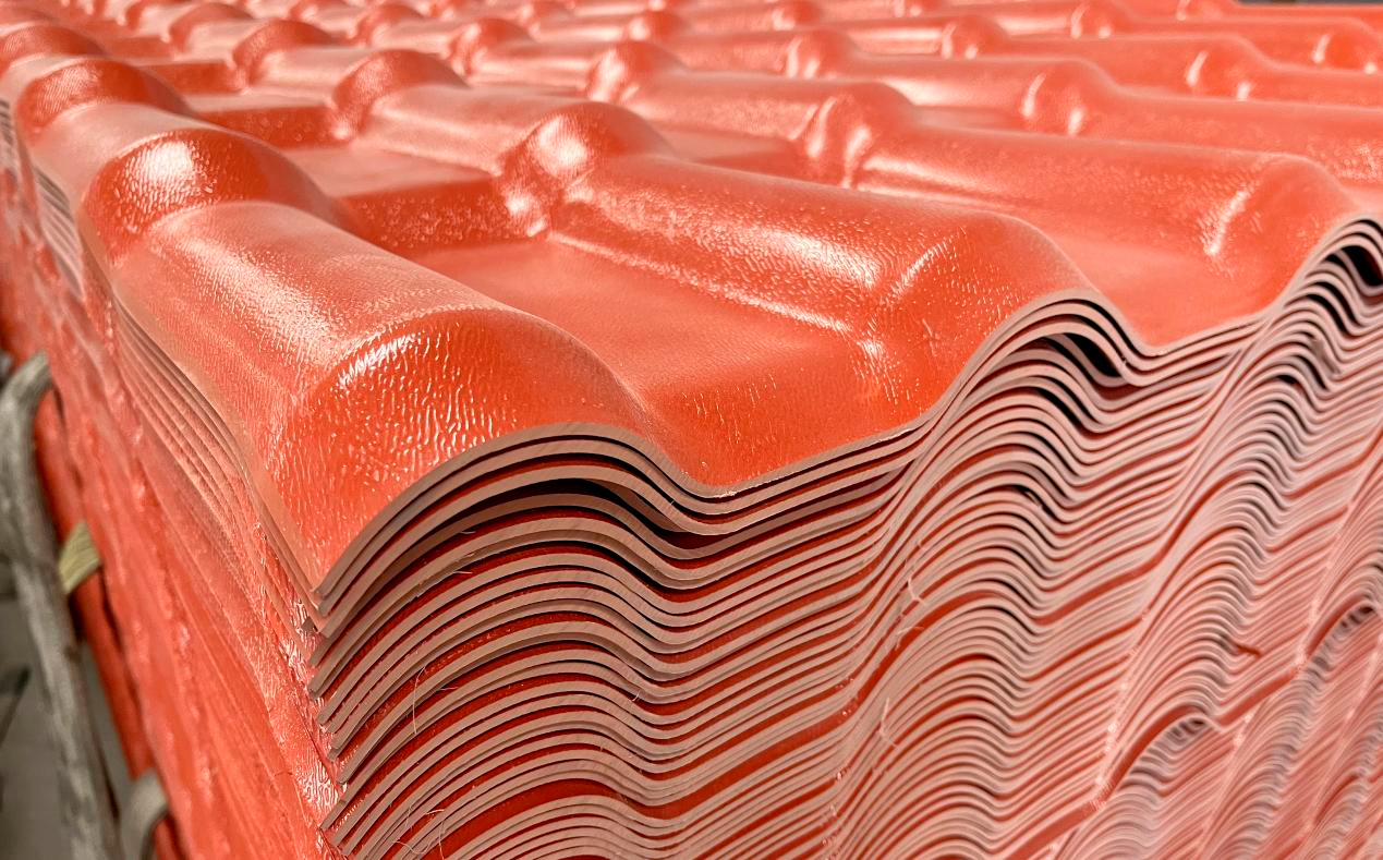 購買合成樹脂瓦時，選擇經營模式為廠家直供，有什么巨大的優(yōu)勢呢