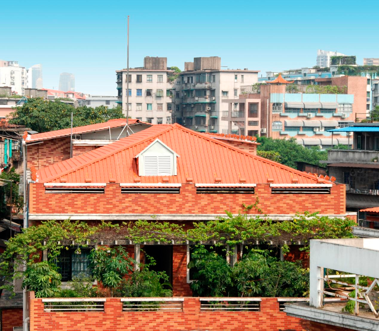 小心誤區(qū)：手感越重，就能說明合成樹脂瓦質量越好嗎