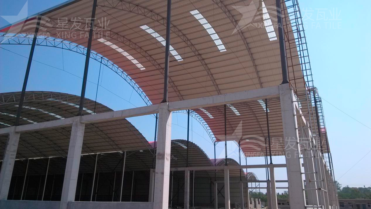 樹脂瓦廠家教你：在惡劣環(huán)境條件下，用什么屋面瓦安全又可靠？