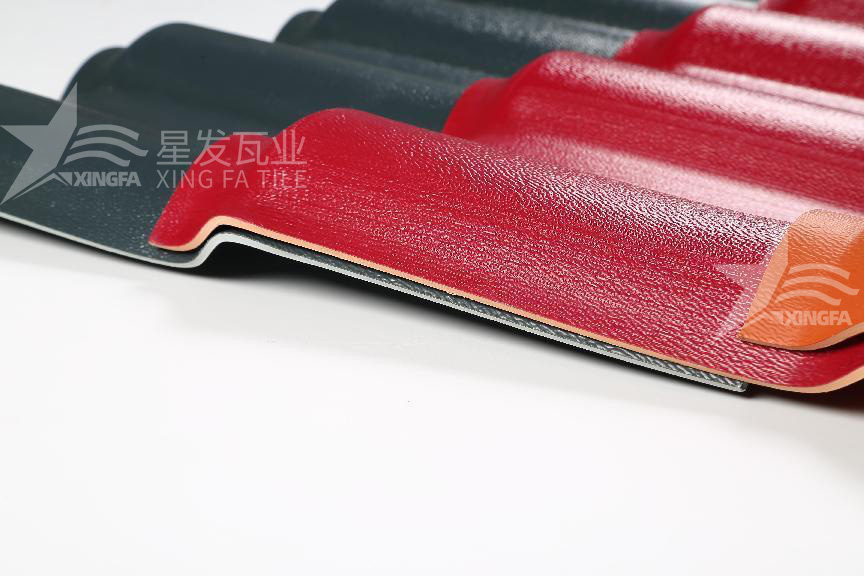 合成樹脂瓦的四層材質(zhì)揭秘：讓你徹底了解屋頂?shù)谋Ｗo(hù)體系！