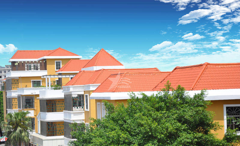 平改坡樹脂瓦工程，合成樹脂瓦輕質(zhì)高強，穩(wěn)固無憂提升城市整體面貌