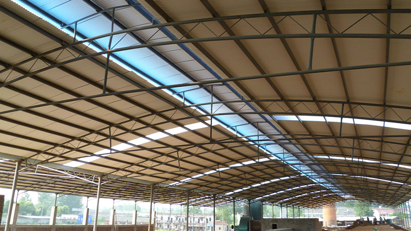 遇上雷陣雨時(shí)，屋面上的絕緣樹脂瓦是否安全？是否導(dǎo)電？