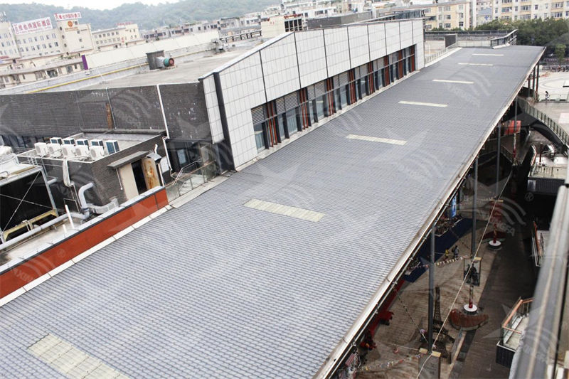 蓋工業(yè)廠房必看！彩鋼瓦vs.樹脂瓦，哪個更耐用？